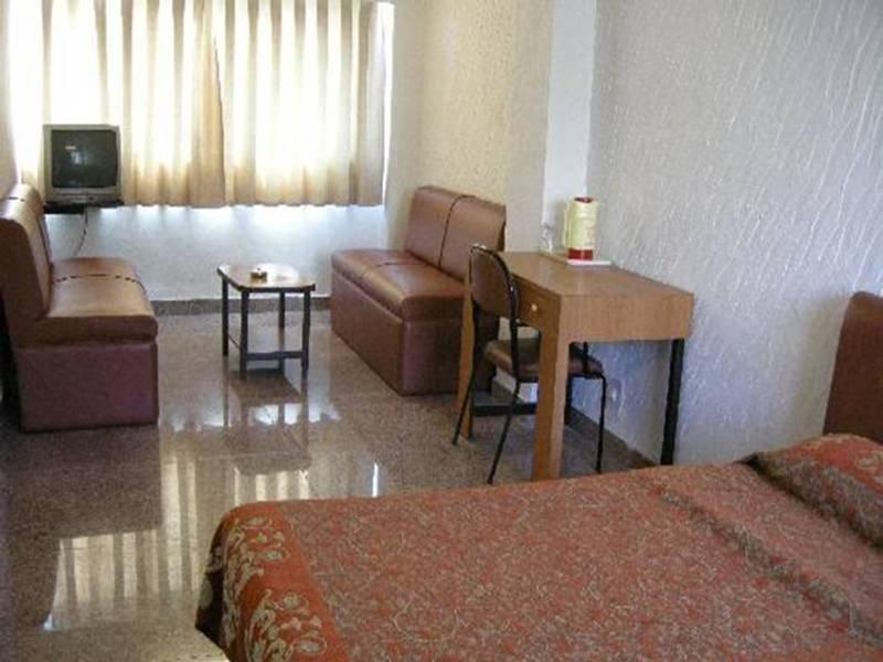 Hotel Samraj Bombay Esterno foto